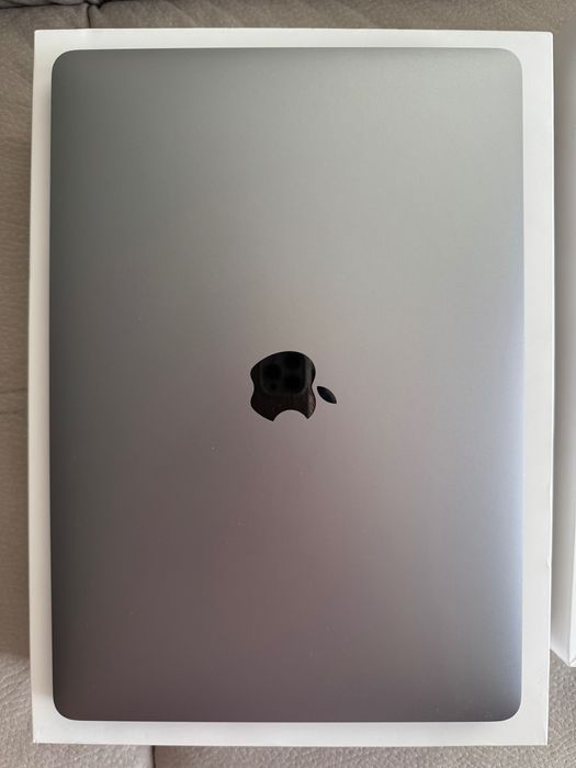 MacBook 13 Pro 2020 8GB/256GB