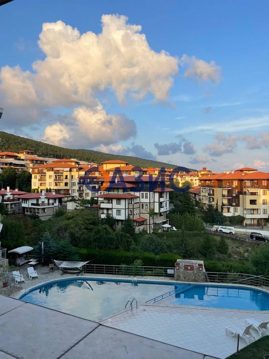 Продава се Тристаен апартамент в Свети Влас - 99 кв.м за 438 €/кв.м - Снимка #2