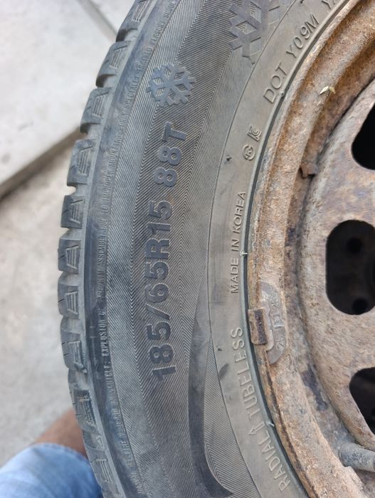 Продам диски с  баллонАми стояли на Мазда 626