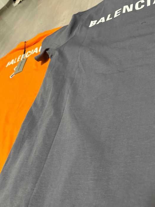 Tricou Balenciaga