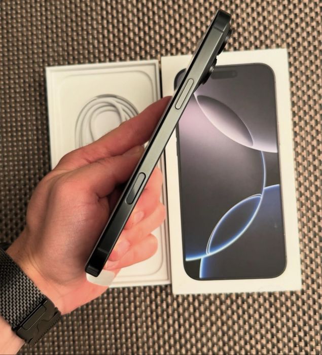 Iphone 16 pro max !!