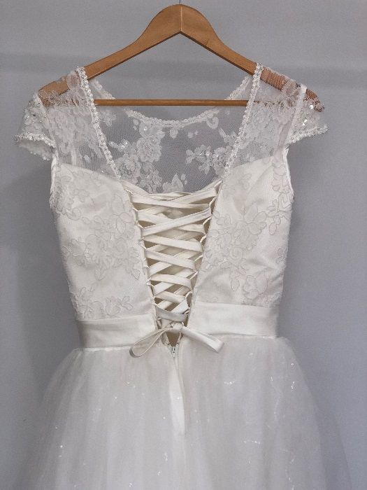 Свадебное платье (Эмираты)