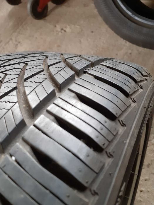 2 anvelope 225/45 R17 Wanli și  4 anvelope 225/45 17 ALLSeasons  M+S