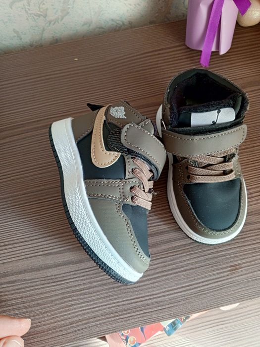 Продам демисезонные