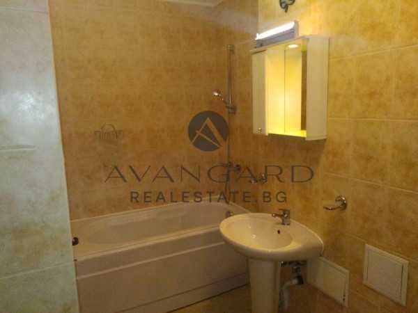 Продава се Двустаен апартамент в Пловдив, Христо Смирненски - 82 кв.м за 2074 €/кв.м - Снимка #4