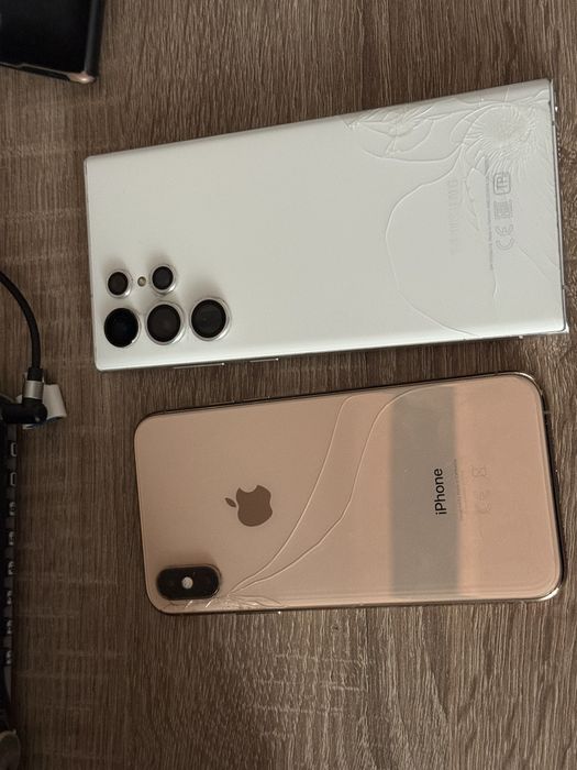 Продам телефоны