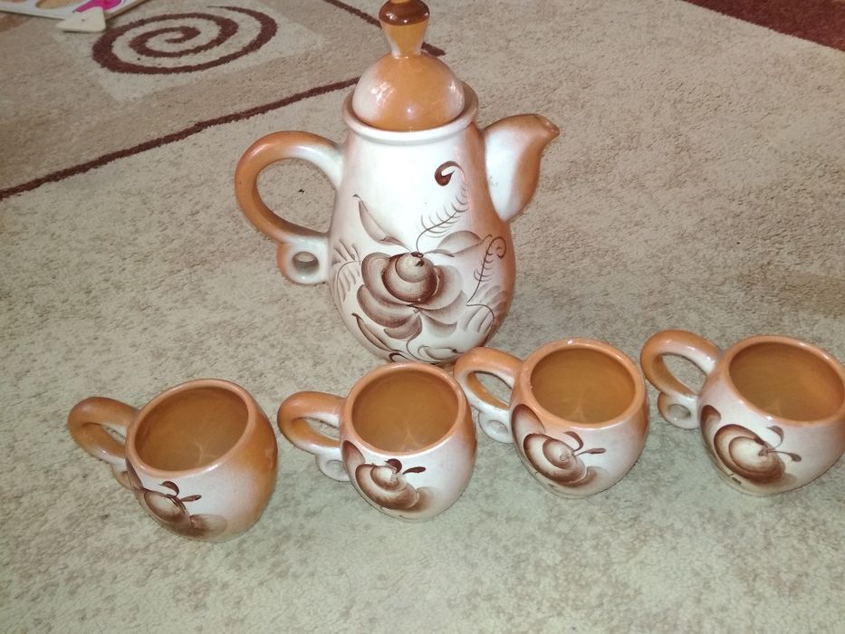 Продам сервиз 2000тг