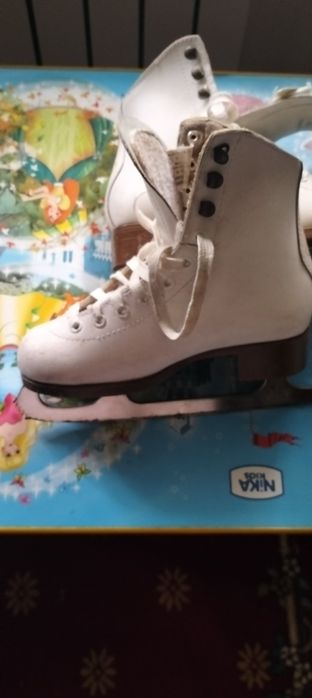 Коньки для ребенка профессиональные