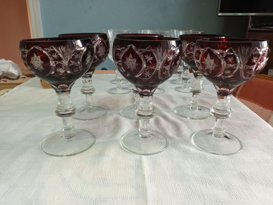Set 6 pahare rubin Fărcașa, Maramureș anii '80, 18 cm