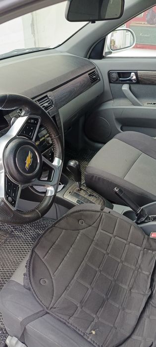 Ласетти 1.6 афтомат сотилади