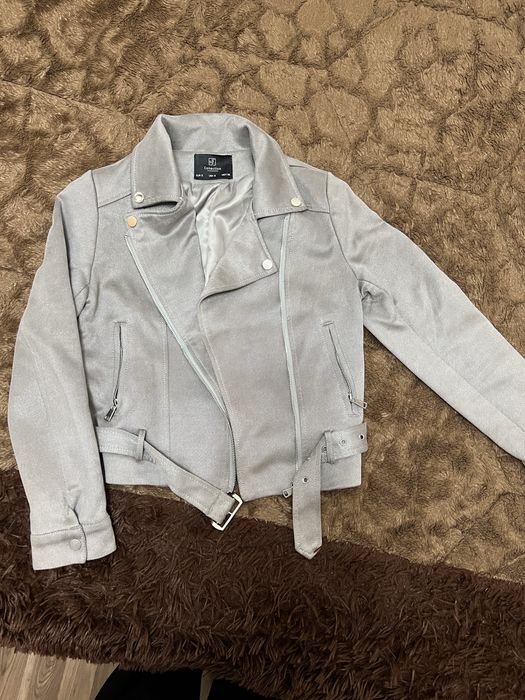 Кожаные куртки в хорошем состоянии