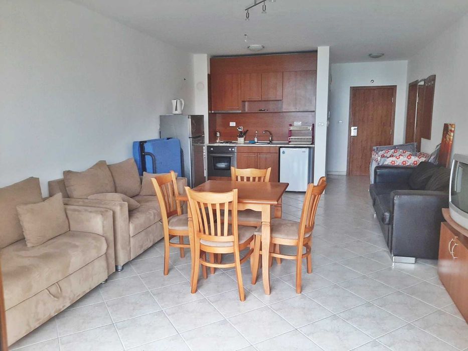 Продава се Двустаен апартамент в Свети Влас - 75 кв.м за 1440 €/кв.м - Снимка #3