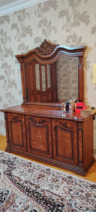 Продаётся Спальни мебель яхши холатта