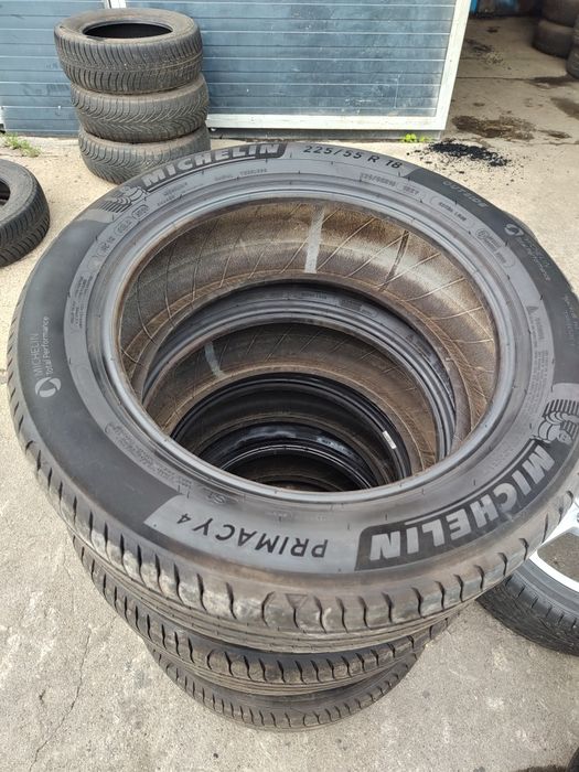 225 55 18 Michelin