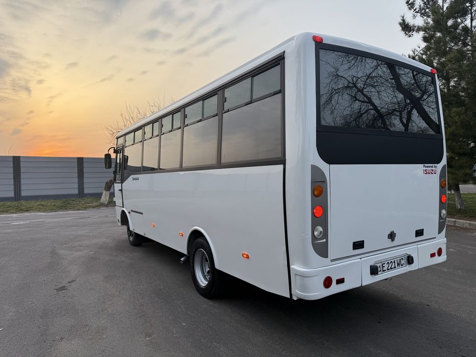 NP 40 isuzu avtobus  sotiladi