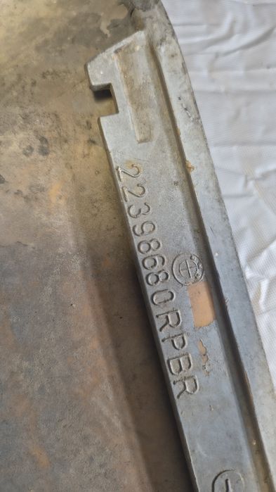 Diverse piese BMW E30.. ursuleț