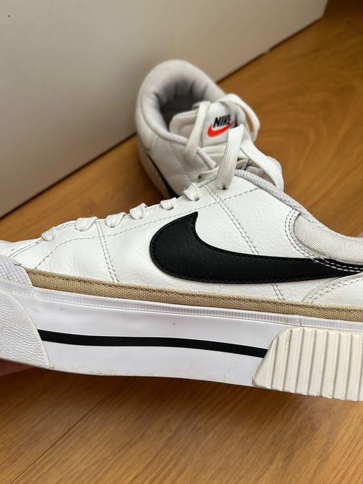 Nike court legacy