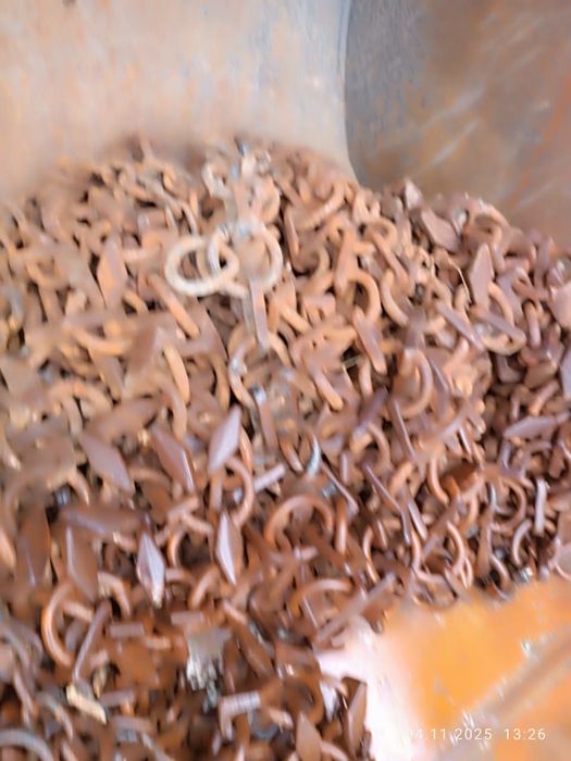 Есть цепи на погрузчик