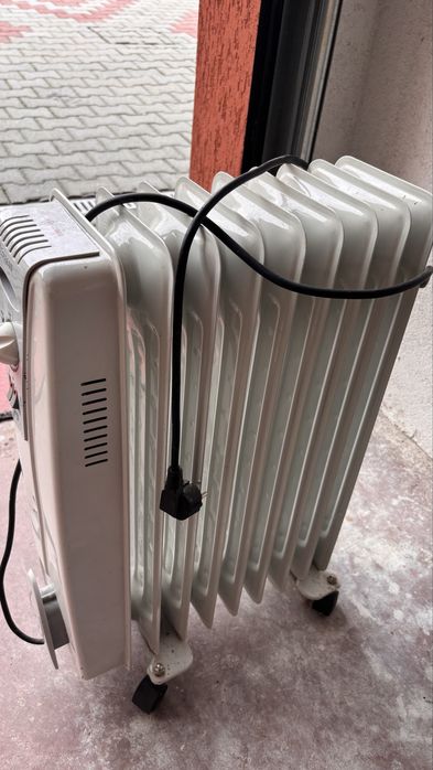 Calorifer electric cu ulei