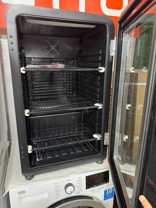 Холодильник мини HOFMANN HBC-136HF Black