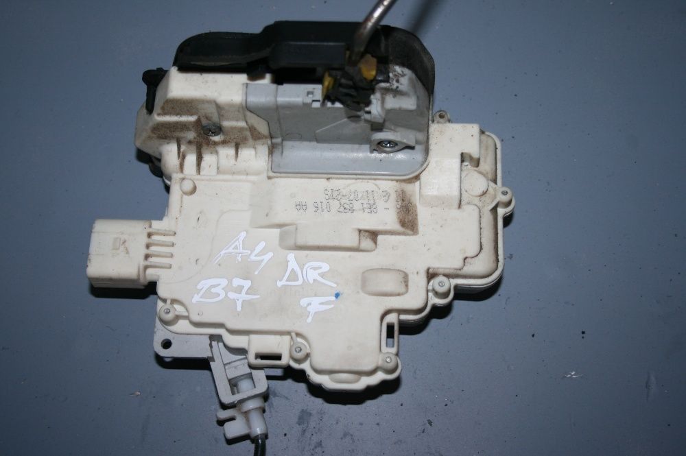 Broasca Blocator Stanga Dreapta Fata Spate Audi A4 B7 An 2004-2009