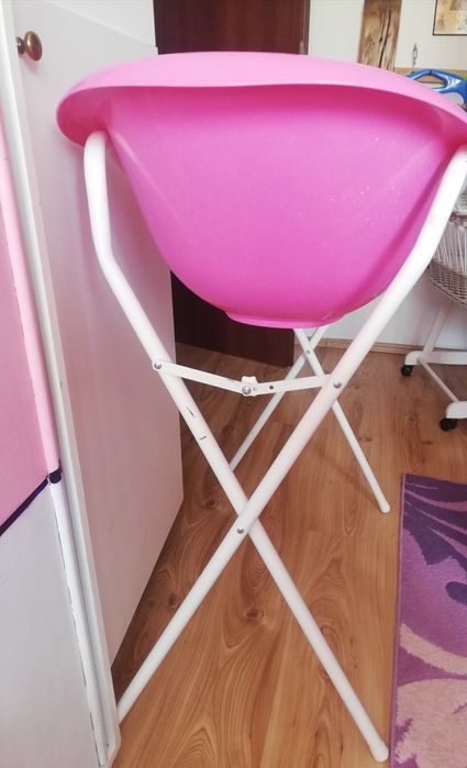 Cada pentru bebeluși