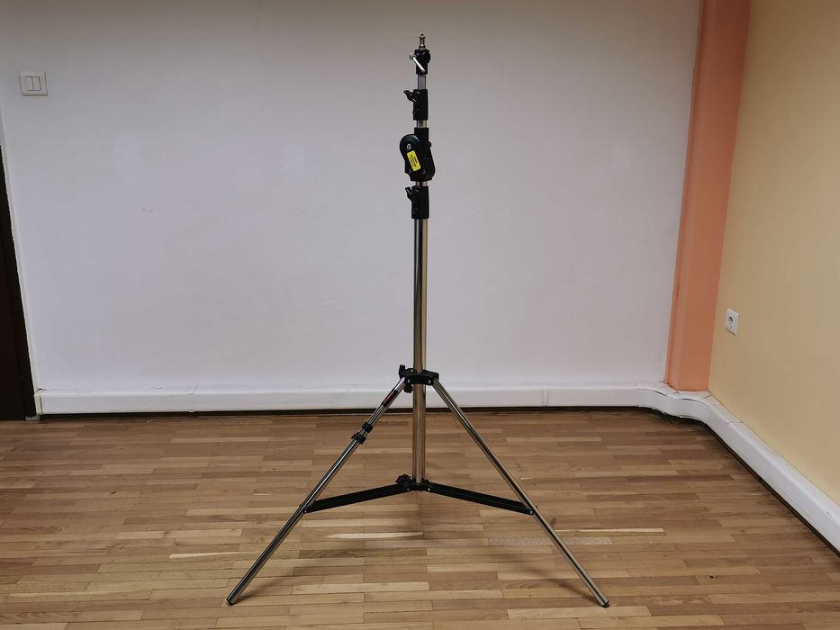Multiblitz / Manfrotto 420 CSU Combi Boom Stand статив с напречно рамо (жираф)