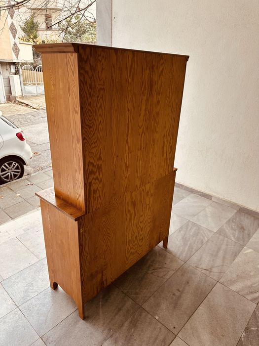 Масивен дървен бюфет / шкаф в рустик стил – отлично състояние