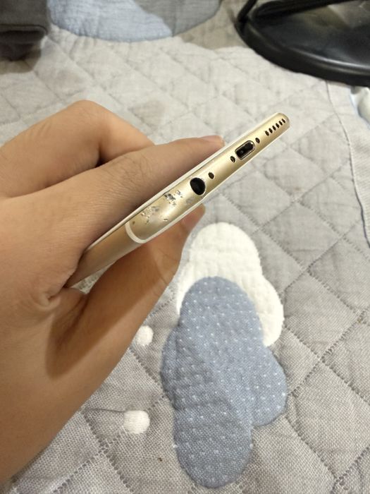 Айфон 6с 64гб нормальное состояние, без каробки, шнур в подарок