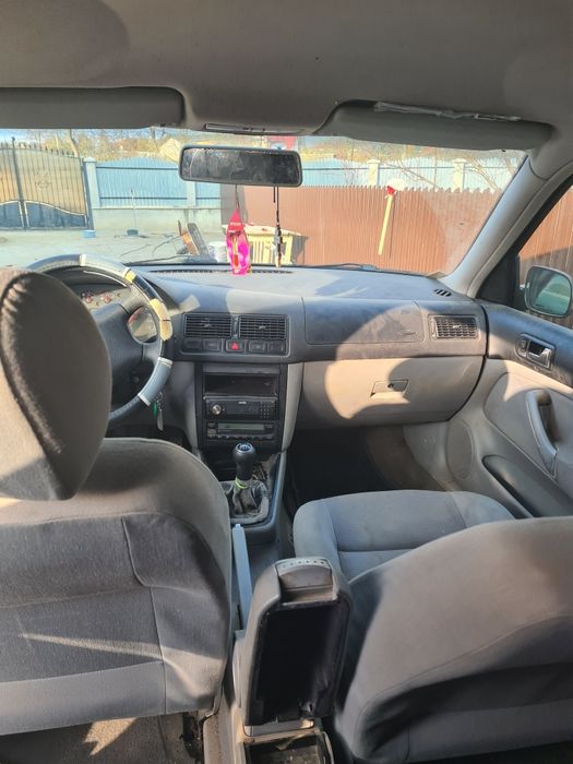 Vând golf 4 1.9 tdi