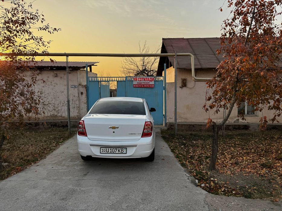 Uchastka sotiladi bez makler, ortasaroy