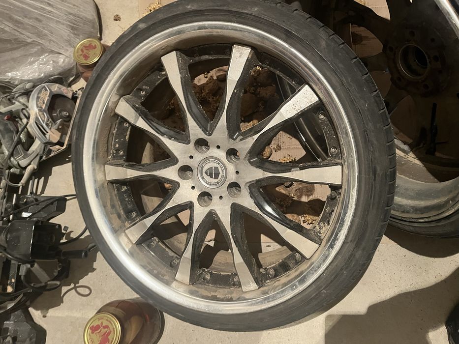 Титановые диски с шинами