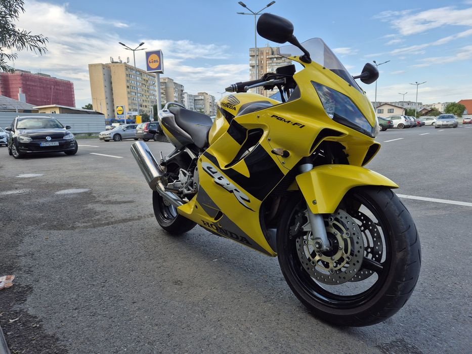 Vand Honda CBR 600 F4I | 2001 | 41.000km | 110cp