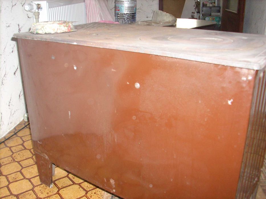 продавам два броя камини на твърдо гориво-прити