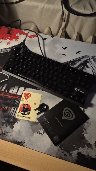 Genesis thor 300 tkl