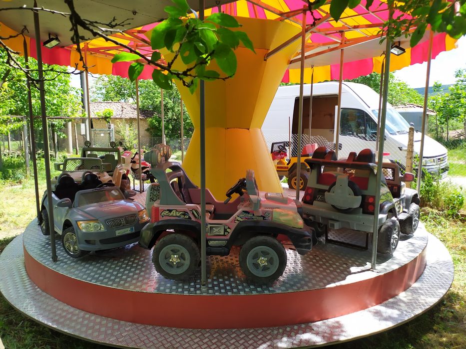 Детска въртележка детска въртележка