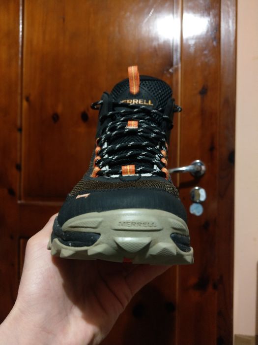 Merrell gore-tex. 43нм. 27,3см.