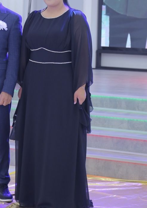 Продам платье,почти новое