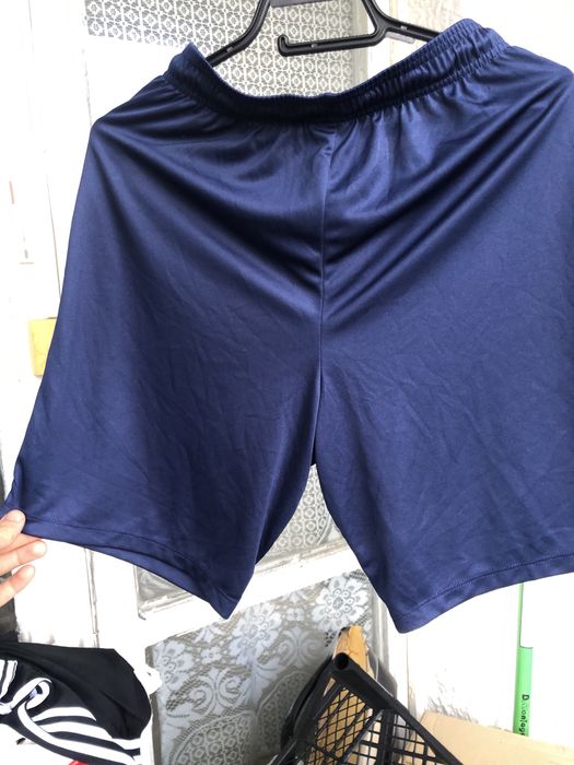 Nike късе панталони оригинални размер M