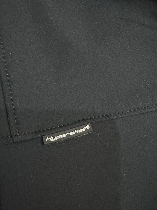 Дамско софтшел яке REVOLUTION RACE . Размер XS