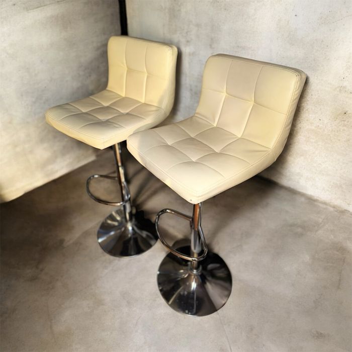 Scaune bar culoare crem