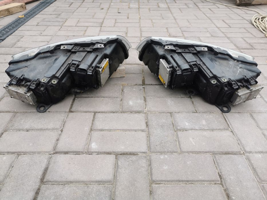 Far xenon Audi A8  2007