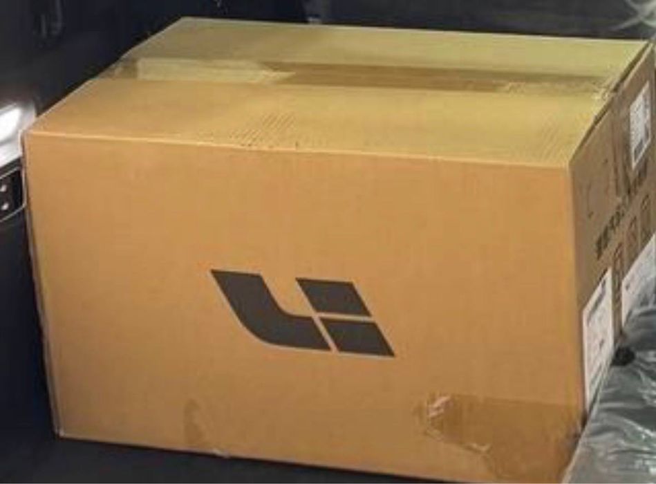 Оригинальная зарядка Li9 — новая