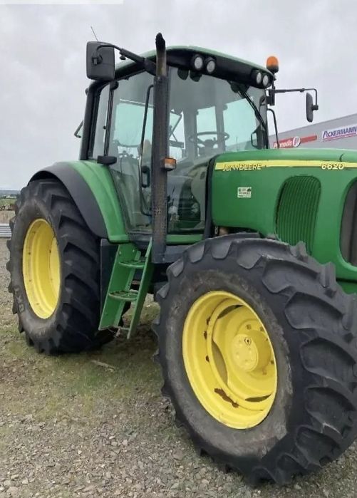 Tractor John Deere 6620 ( 2004)