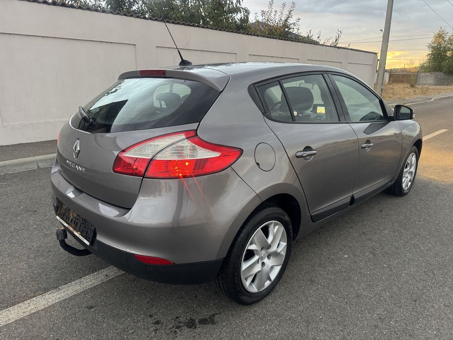 RENAULT Megane 2012 — imagine 3