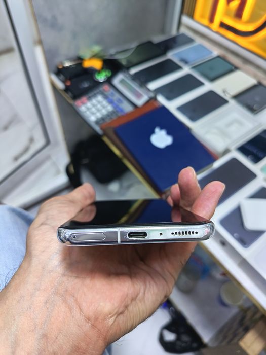 Xiaomi 11 ultra 16/256 Gb ideal sotiladi