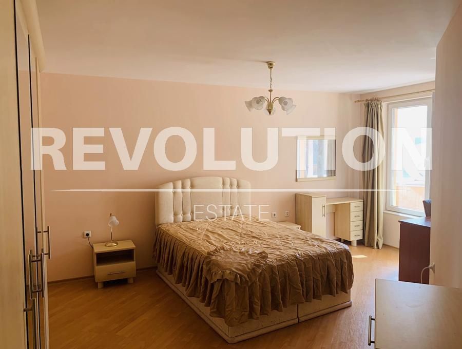 Дава се под наем Тристаен апартамент в Варна, Окръжна болница - 126 кв.м за 600 € - Снимка #13