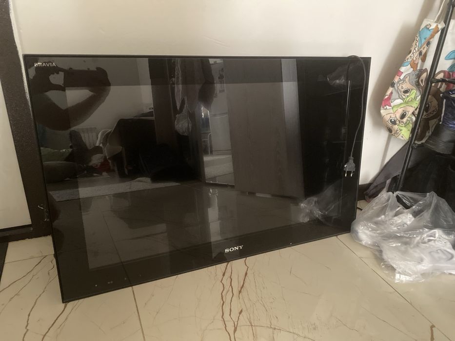 Телевизор SONY на запчасти