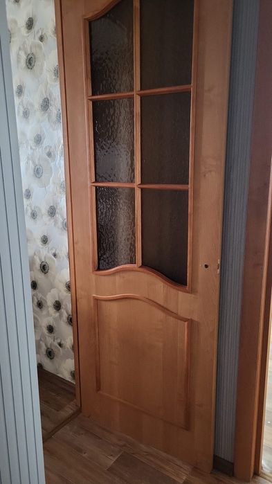 Продам межкомнатные двери
