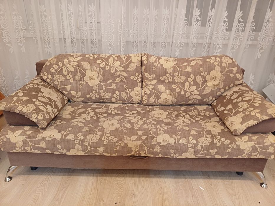 Продаю диван расскладной